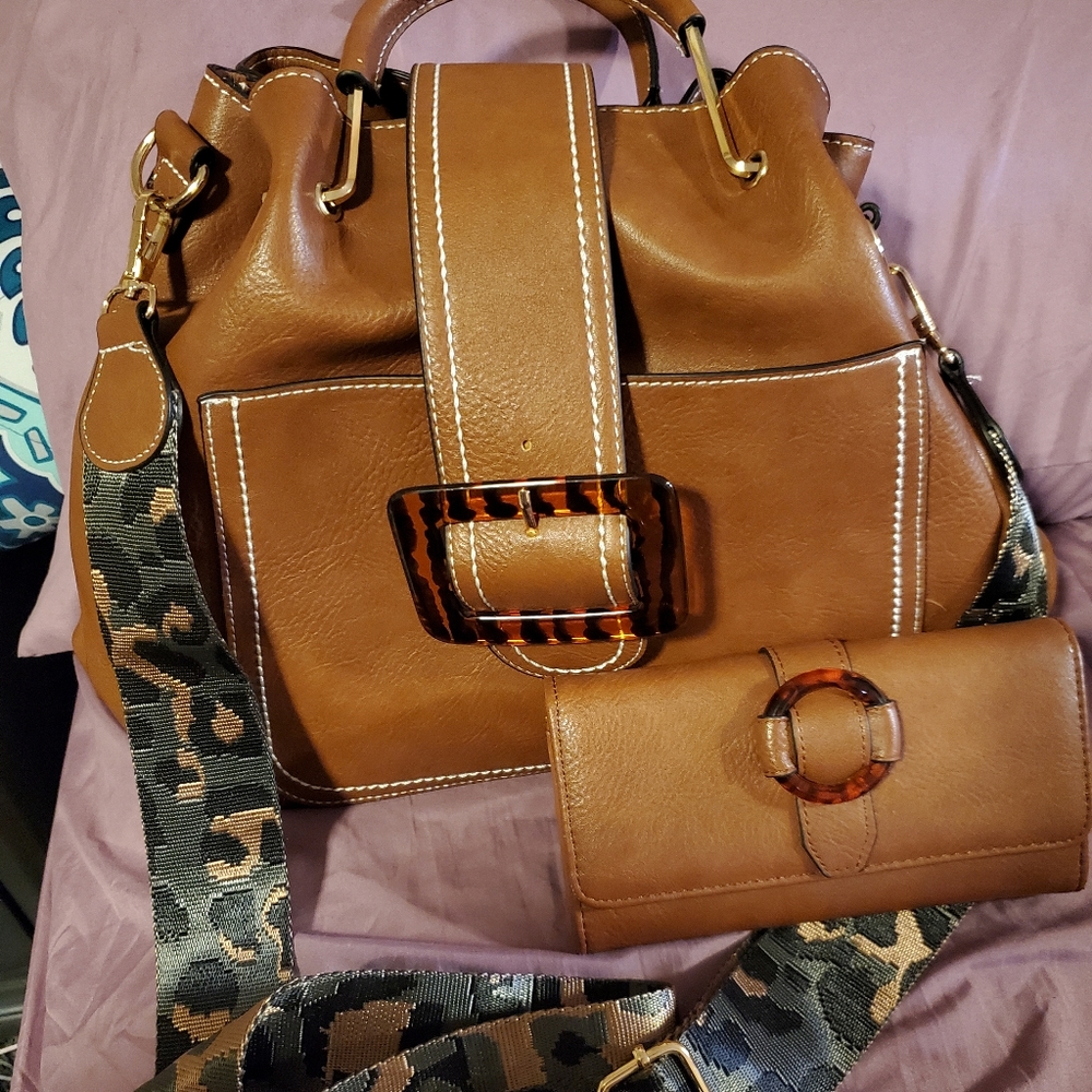 Cato brand purse and wallet set